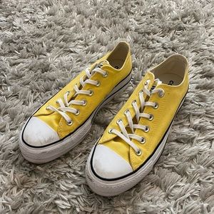 Yellow Platform Converse